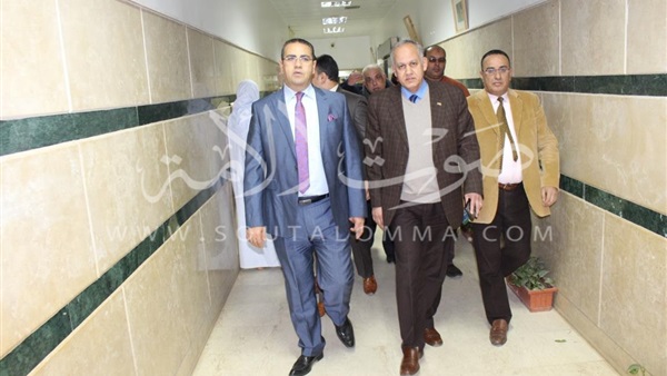 رئيس جامعة المنصورة يتفقد التوسعات الجديدة بمستشفى الطوارئ (صور)