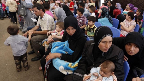 أمريكيا: ترامب سيلتزم باتفاق استقبال اللاجئين