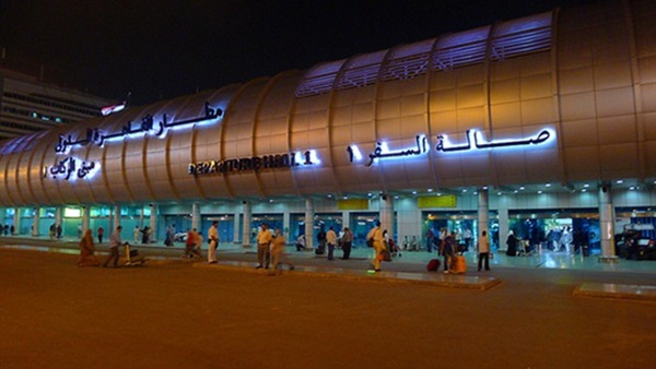 وصول وفد إعلامي روسي للقاهرة لتصوير المطارات