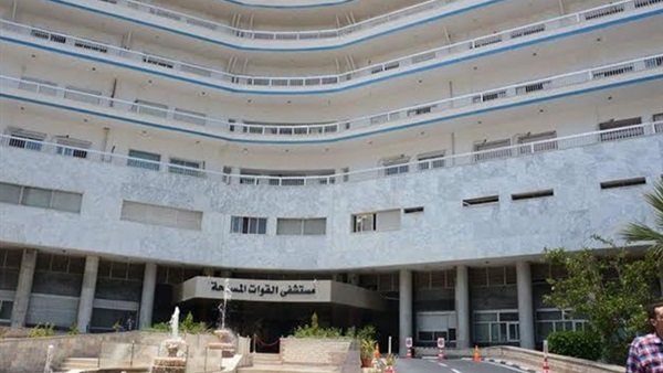 مستشفى مصر الجديدة العسكري يستضيف خبيرا عالميا في الجراحة