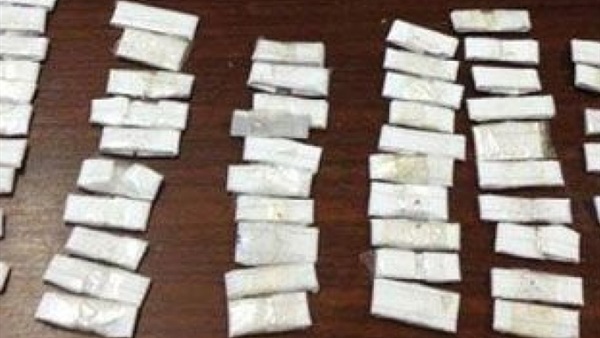ضبط 3 أشخاص بحيازتهم 50 تذكرة هيروين في البحيرة‎