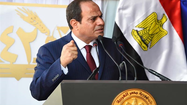 السيسي: «إحنا بنحارب حربين الإرهاب والبناء» (فيديو)