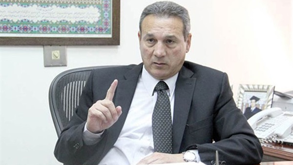 رئيس «بنك مصر»: «نزلت أبيع دولار للبنوك قالولي مش عايزين»