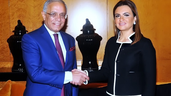 سحر نصر تتفق مع «عيتاني» على إقامة تجمع «استثماري عربي»