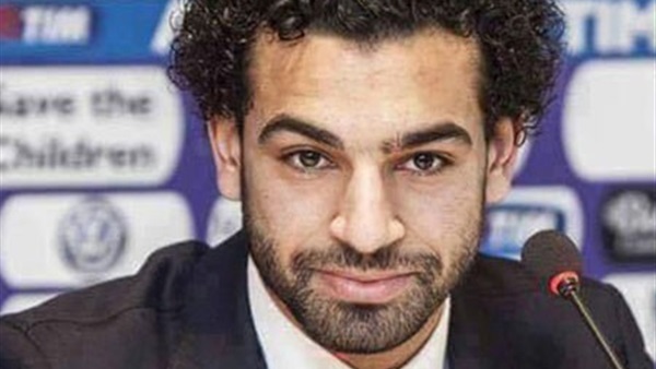 بعد وفاة والد «أبو تريكة».. تعرف على ما قاله محمد صلاح
