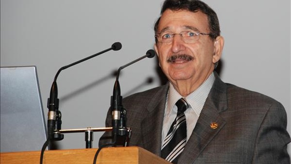 مصطفى السيد: تطبيق الأبحاث العلمية يمكن أن ينفق على الجيش