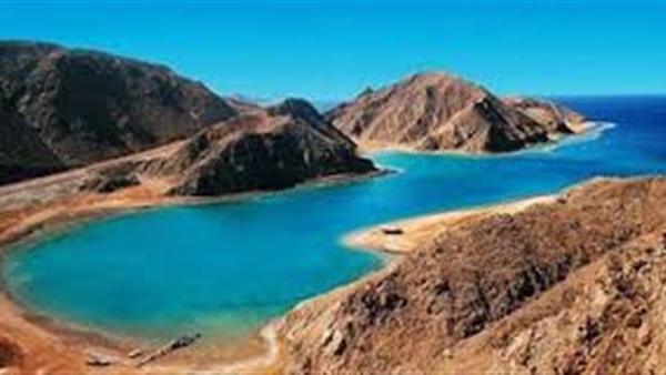 تعرف على أغرب الأماكن السياحية في مصر.. الصحرا البيضا ووادي الوشواشي  وفرصة تهدي أعصابك