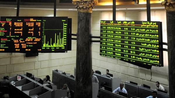  ننشر كواليس دعوات وقف التداول في البورصة