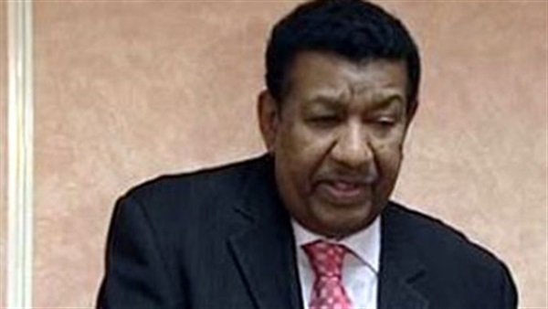 مساعد البشير: مصر والسودان يواجهان تحديّات كبيرة 