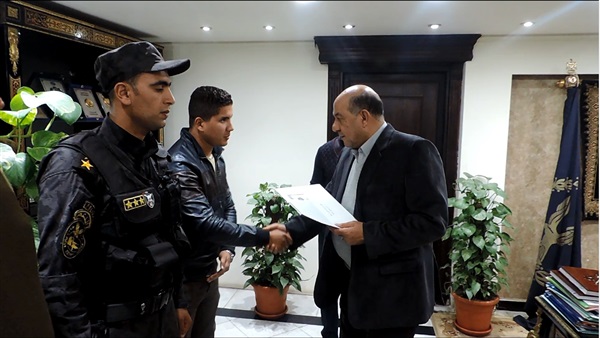 مدير أمن القليوبية يكرم ضباط إدارة تأمين الطرق والمنافذ