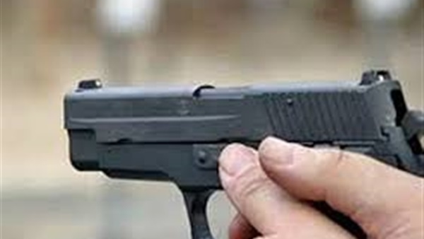 مصدر: ملثمون يطلقون الرصاص على سيارة شرطة بالجيزة