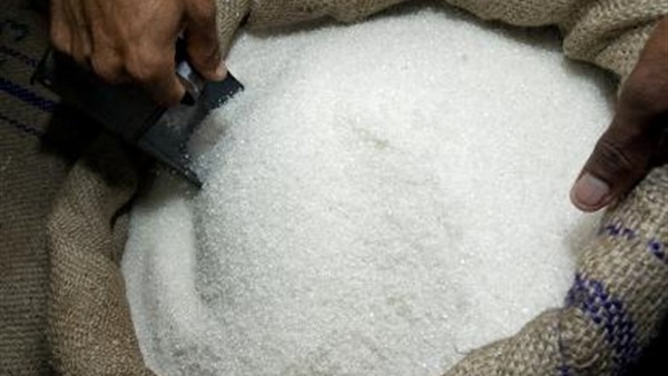 وصول 52 ألفا و250 طن سكر لموانىء البحر الأحمر