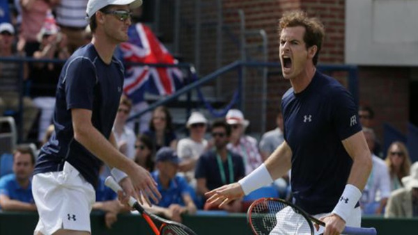 بريطانيا تتقدم على بلجيكا 2-1 في نهائي كأس ديفيز للتنس 