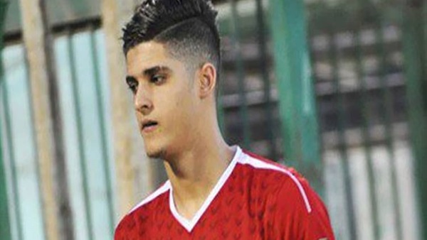 "الشيخ" يجري أشعة علي ركبته