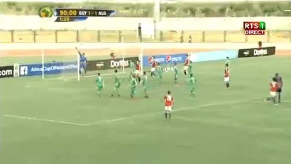 الأوليمبي يخيب أمال المصريين بتعادل أمام الجزائر 