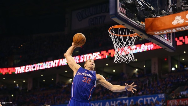 جريفين يقود كليبرز للفوز على تيمبرولفز