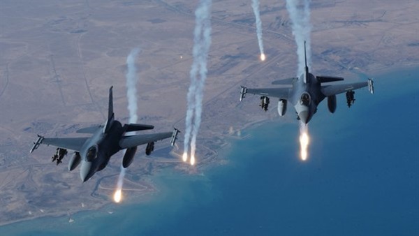 طيران التحالف يقصف مواقع الحوثيين فى «تعز»