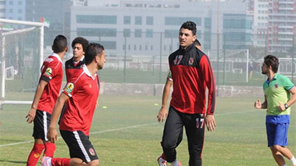 «جدو الصغير» يوضح حقيقة رحيله عن الأهلى