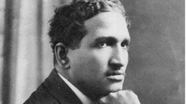 "السيد درويش" بمسرح الرواد ..غدا
