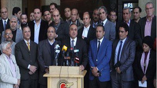 المنتخبين بالمؤسسات الصحفية القومية يدعون لحل عاجل لأزمة انتهاء مدد رؤساء المؤسسات