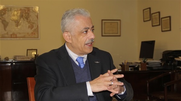 الرئاسة تضع لمساتها الأخيرة على مشروع الـ10 آلاف معلم