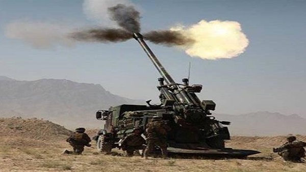 الجيش اللبناني يقصف المسلحين في جرود عرسال