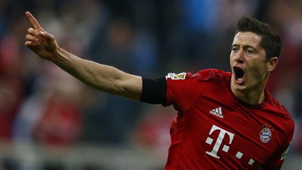 ليفاندوفسكي: لايوجد أي تواصل بيني وبين ريال مدريد