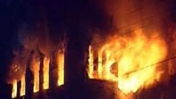 التحقيق في أسباب حريق مسجد بولاية كاليفورنيا