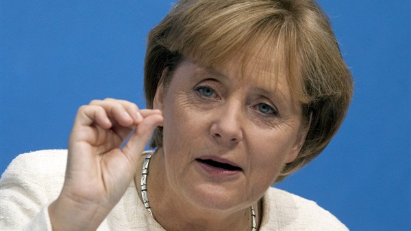 ميركل ترفض اقتراحا أمريكيا لزيادة القوات الألمانية في التحالف ضد داعش