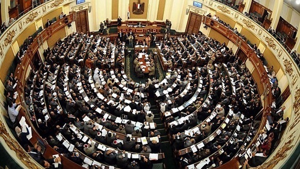 «التشريعات الإقتصادية» صداع في رأس المجلس البرلماني 
