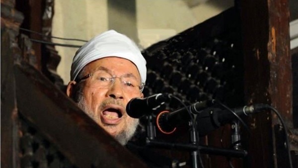 انفراد.. «القرضاوي» يخرج عن صمته ويقود مبادرة للصلح بين قيادات الإخوان 