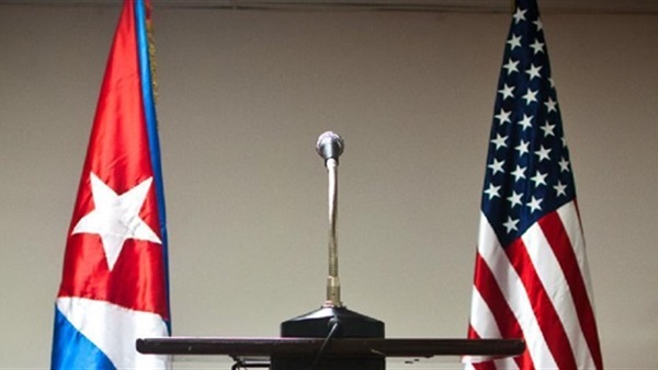 أسوشيتد برس: أمريكا وكوبا تتفقان على استئناف الرحلات التجارية