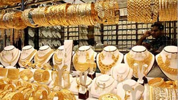 الذهب يواصل استقراره.. وعيار 21 يسجل 263 جنيهًا 