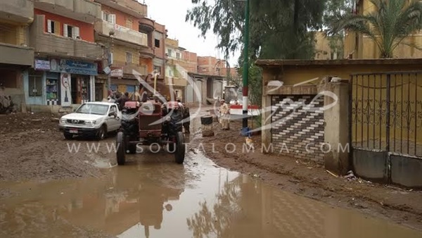 بالصو.. سقوط أمطار غزيرة على أحياء الغربية