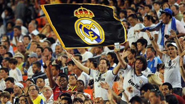 جماهير مدريد تعلنها: "زيدان" مدرباً للفريق
