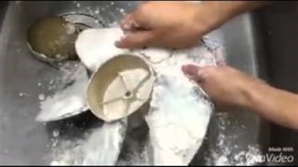 بالفيديو.. أسهل طرق تنظيف الشفاط في المنزل