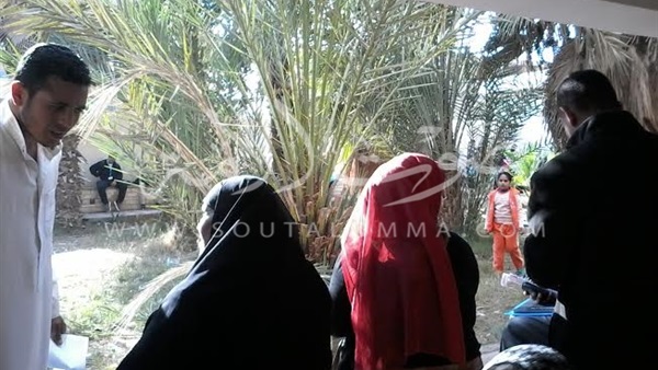 بالصور.. الكشف على 1129 حالة في قافلة طبية بالفيوم  