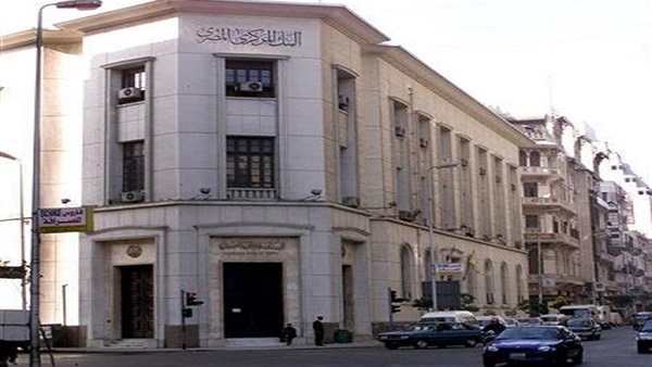 «المركزي» يستثنى الأدوية وألبان الأطفال من رفع تأمين الواردات