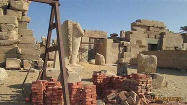 وقف أعمال ترميم تمثال الملك سيتي بالأقصر وندب لجنة متخصصة لمعاينته