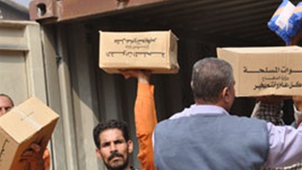 24 ألف كرتونة مواد غذائية للأسر الأكثر احتياجًا بالوادي الجديد