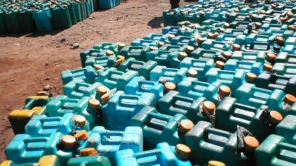 ضبط 100 لتر بنزين 80 قبل بيعها فى السوق السوداء