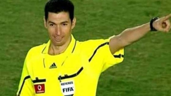 "الفيفا" يختار جريشة كحكم مصري للدخول في معسكر مونديال روسيا 2018