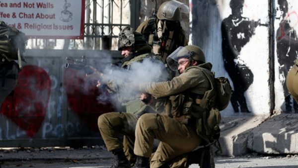 قتل فلسطينية فى الضفة الغربية بعد محاولتها دهس جنود اسرائيليين