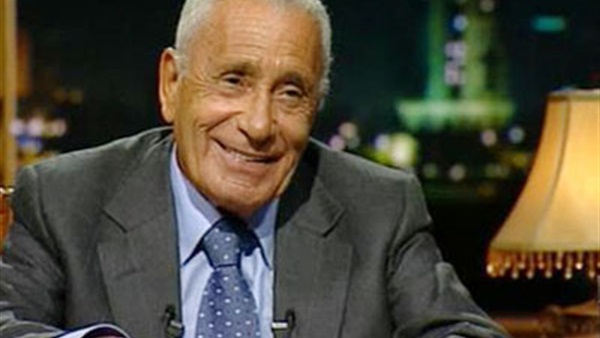  «هيكل» يوجه 3 رسائل في العام الجديد.. ويحذر من مستقبل العالم العربي.. ويقدم روشتة القضاء علي «داعش».. ويوضح مهمة «السيسي» في 2016م 