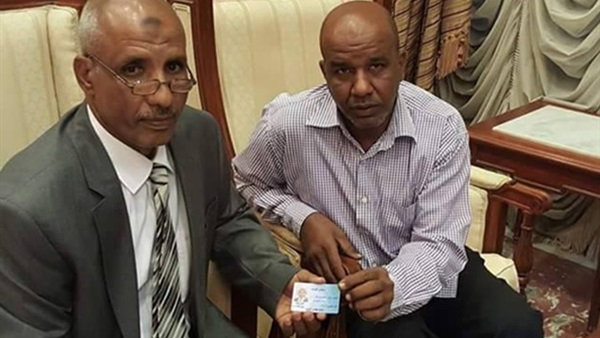 «نائب أسوان»: ملف البطالة فى إنتظار المحافظ الجديد 