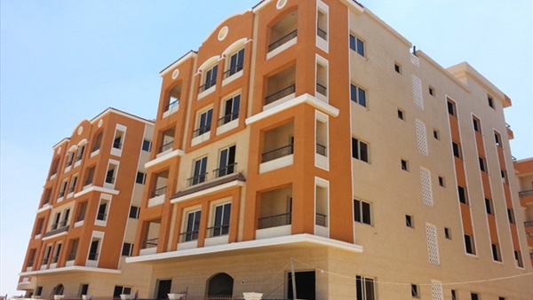 بالمستندات.. زوجة مسئول كبير سابق تستولى علي منزل بسوهاج دون وجه حق 