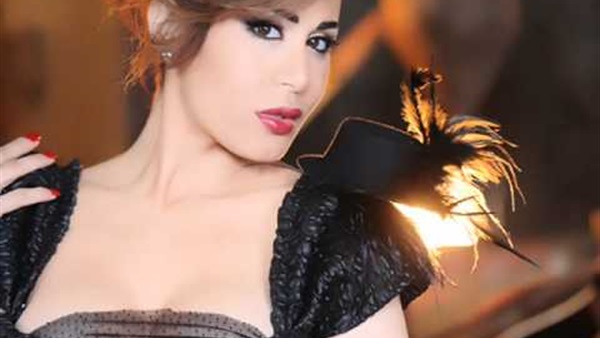 فيفيان مراد: أنا مغرومة وقد أترك الفنّ