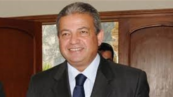 وزير الرياضة يعقد إجتماع مع اللجنة المنظمة لبطولة افريقيا لليد