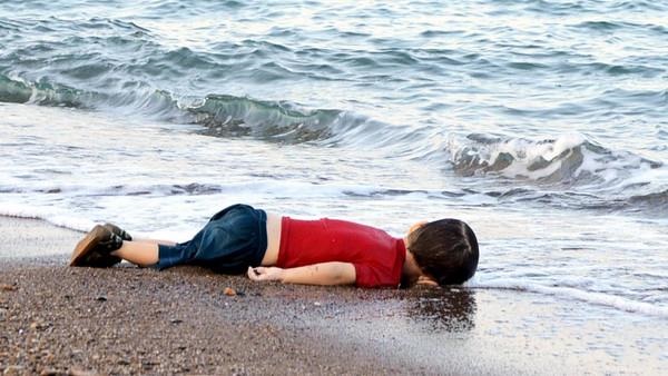 وصول أسرة الطفل السوري الغريق في بحر ايجه آلان كردي إلى كندا
