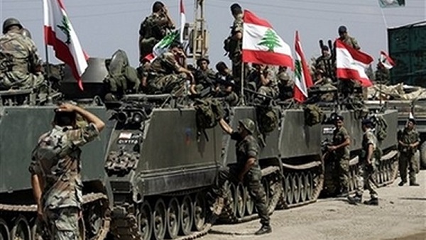 الجيش اللبناني ينفذ انتشارًا بمساندة المروحيات بالبقاع الشمالي بعد مقتل أحد عناصره أمس